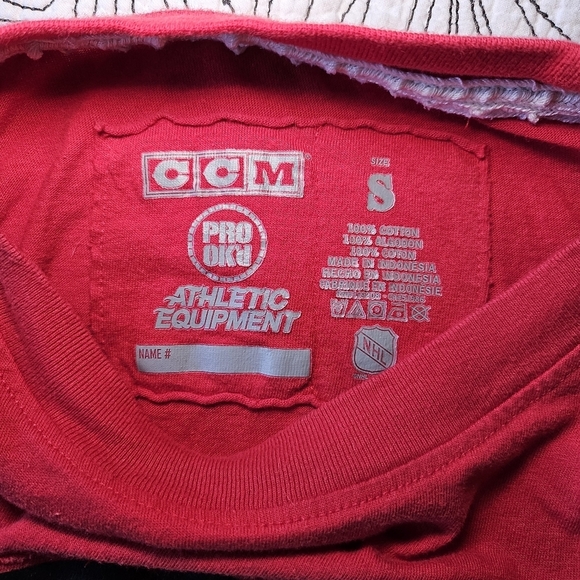 VGUC CCM Chicago Classic Blackhawks Logo Shirt Long Sleeve Mens Small Cotton - Picture 7 of 11